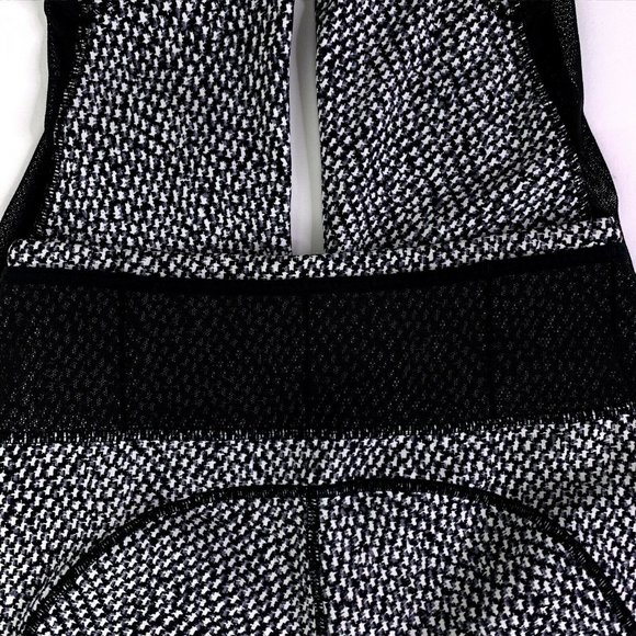 Lululemon Run Around Crop Scatter Star Leggings 4 - Picture 6 of 9